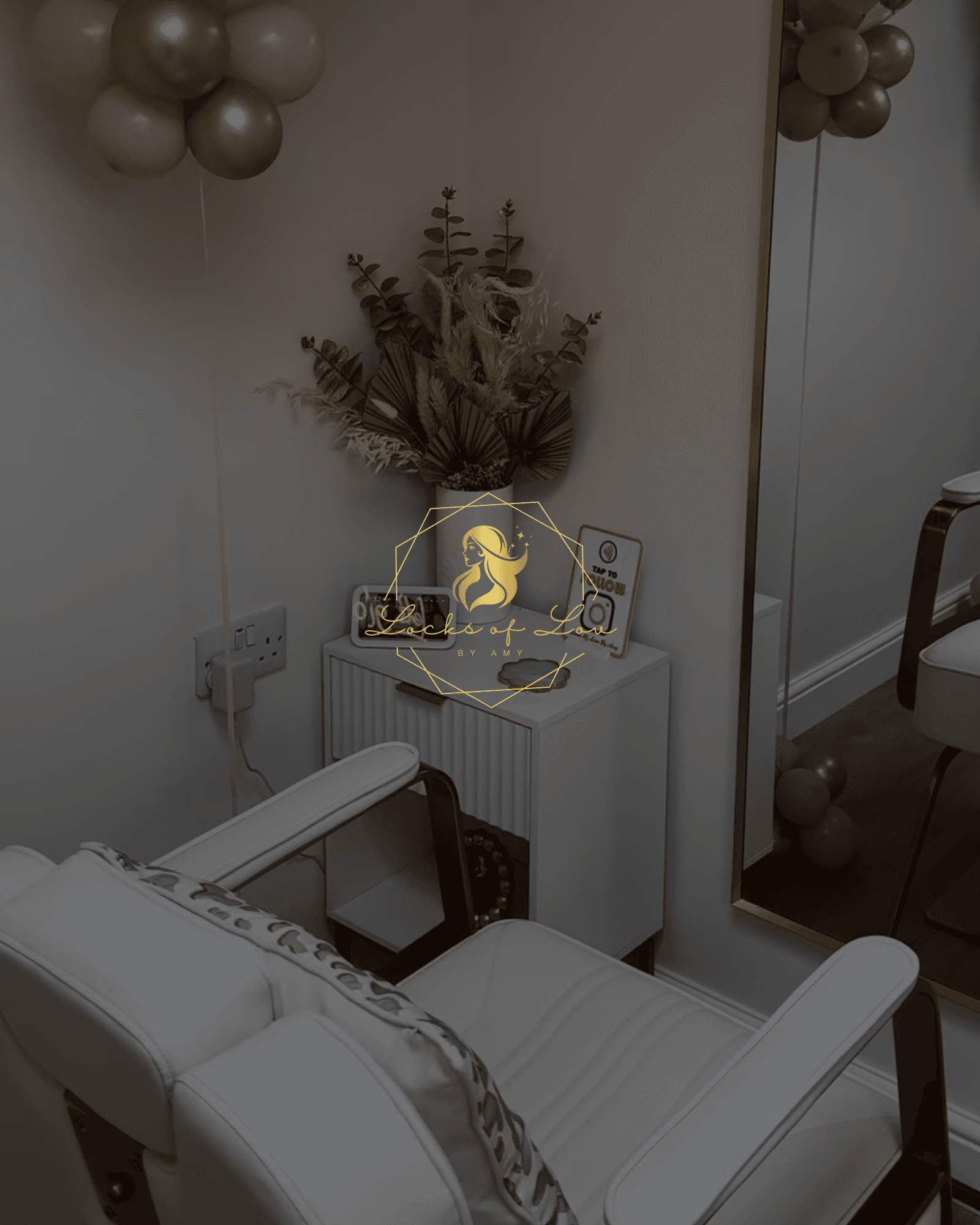 Consistent branded social media grid for a beauty salon